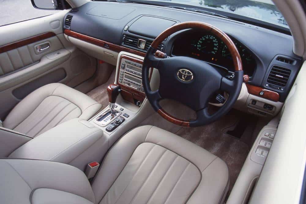 https://autogreeknews.gr/wp-content/uploads/2026/06/toyota_origin_91.jpg
