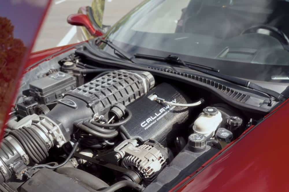 https://autogreeknews.gr/wp-content/uploads/2026/07/2010-corvette-has-just-hit-300000-miles-8.jpg