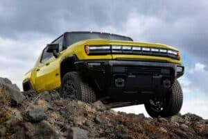 Νέο επετειακό Hummer EV θυμάται το θρυλικό H2
