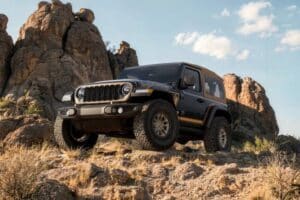 2027-Jeep-Wrangler-Laredo-713-6-2048×1143