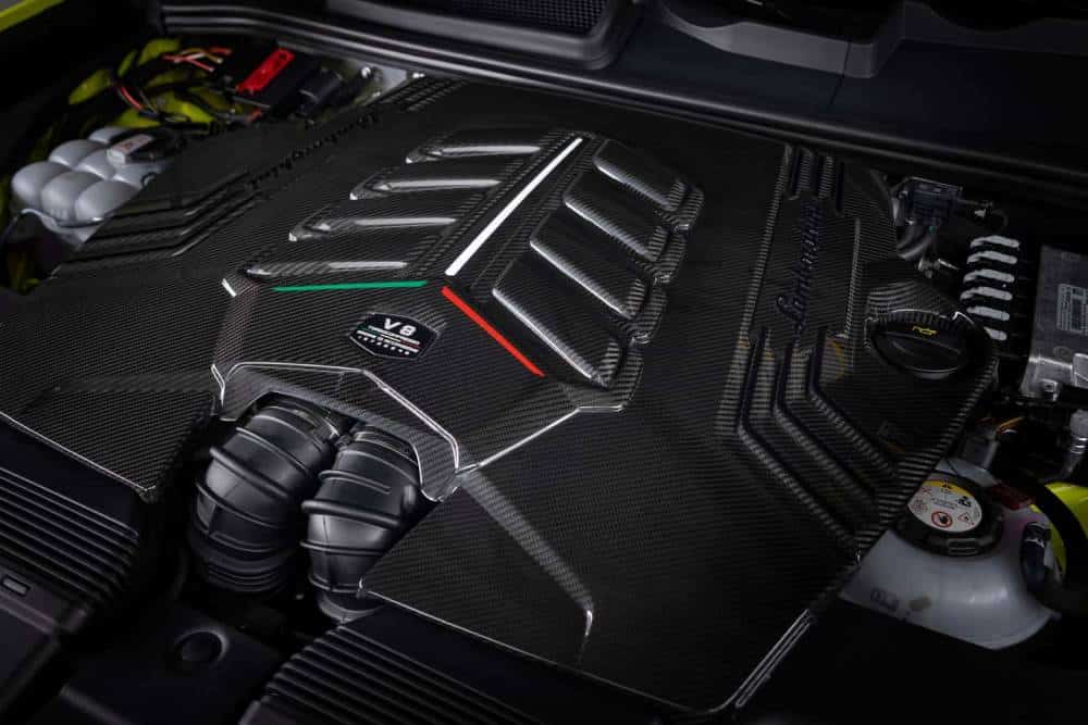 https://autogreeknews.gr/wp-content/uploads/2026/07/2027-lamborghini-urus-se-performante.jpg