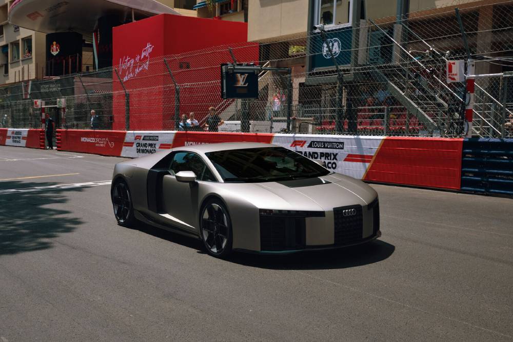«Σφαίρα» στην παραγωγή το Audi Nuvolari των 1.001 ίππων