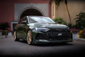 ABT-RS3-Mallorca-Front-seitlich_Torbogen_dark