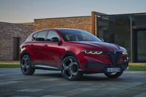 Νέα Alfa Romeo Tonale Ibrida πιο προσιτή από ποτέ