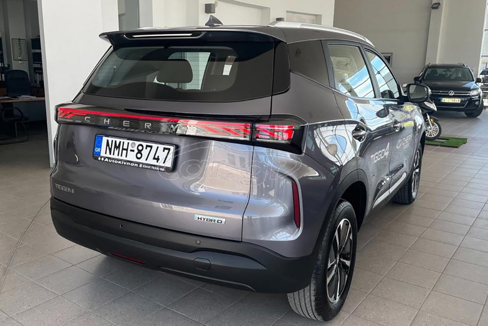 https://autogreeknews.gr/wp-content/uploads/2026/07/Chery-Tiggo-4-Hybrid-used-5.jpg