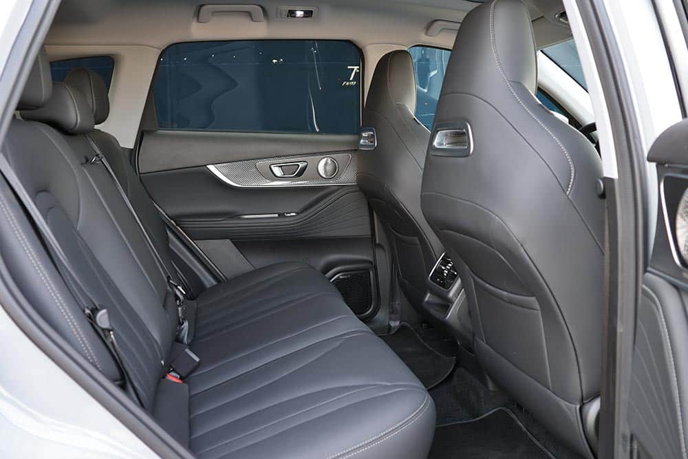 https://autogreeknews.gr/wp-content/uploads/2026/07/Chery-Tiggo-7-Hybrid-interior-17.jpg