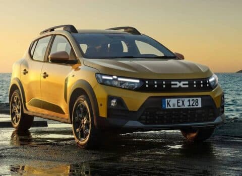 Διαθέσιμο το νέο Dacia Sandero Stepway Hybrid 155