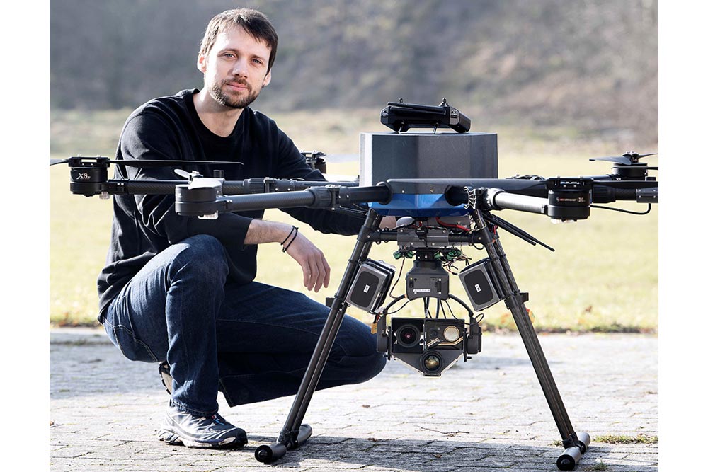 https://autogreeknews.gr/wp-content/uploads/2026/07/Drone_Aggelis-2.jpg