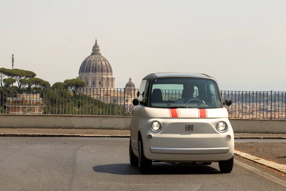 https://autogreeknews.gr/wp-content/uploads/2026/07/FiatTopolino-6.jpg