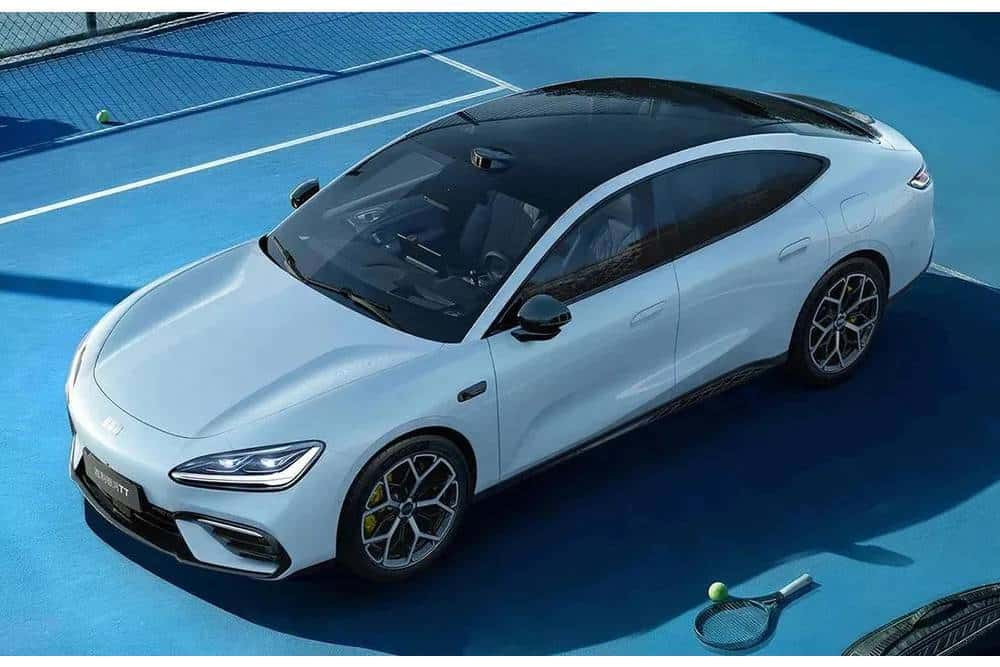 https://autogreeknews.gr/wp-content/uploads/2026/07/Geely-Galaxy-TT-New-China-7_result22.jpg