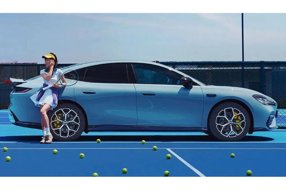 https://autogreeknews.gr/wp-content/uploads/2026/07/Geely-Galaxy-TT-New-China-9_result22.jpg