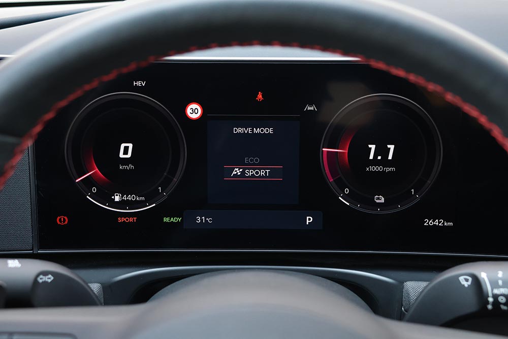 https://autogreeknews.gr/wp-content/uploads/2026/07/Hyundai-Tucson-PHEV-interior-19.jpg