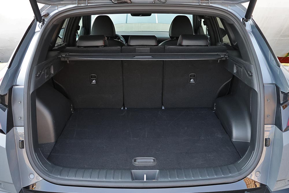 https://autogreeknews.gr/wp-content/uploads/2026/07/Hyundai-Tucson-PHEV-interior-25.jpg