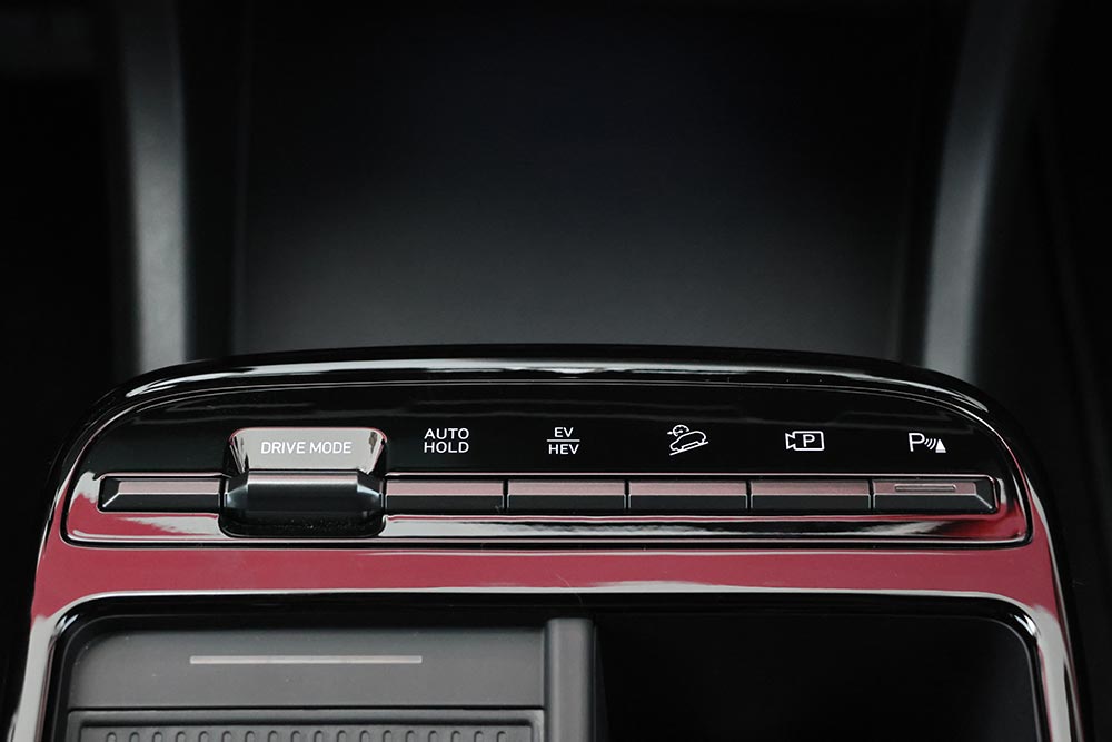 https://autogreeknews.gr/wp-content/uploads/2026/07/Hyundai-Tucson-PHEV-interior-5.jpg