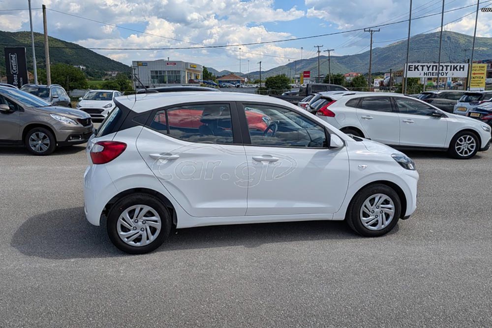 https://autogreeknews.gr/wp-content/uploads/2026/07/Hyundai-i10-2023-used-5.jpg