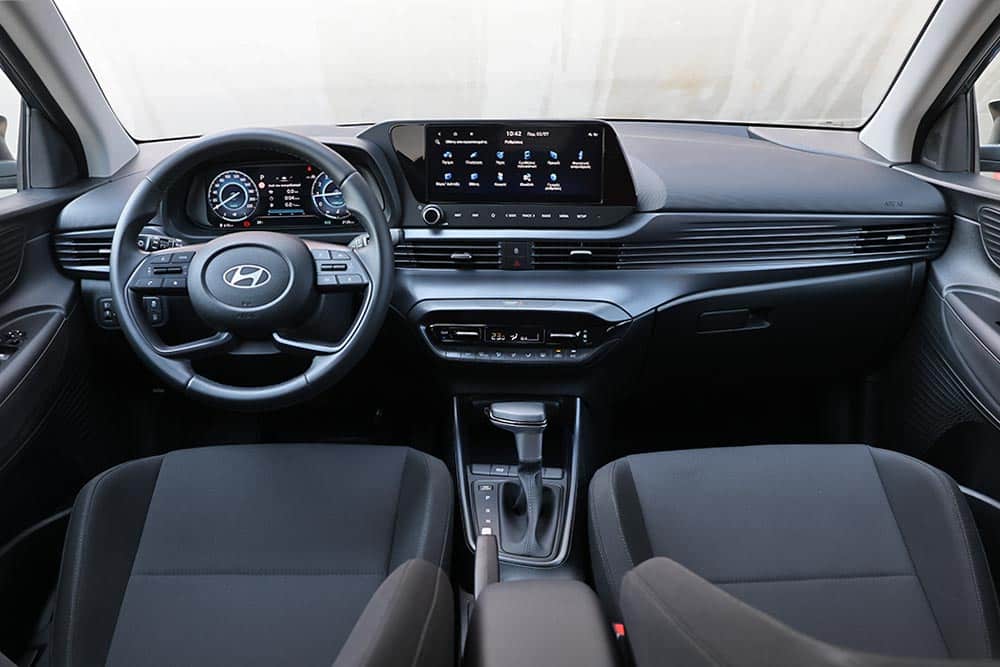 https://autogreeknews.gr/wp-content/uploads/2026/07/Hyundai-i20-1.0T-90-PS-7DCT-20.jpg