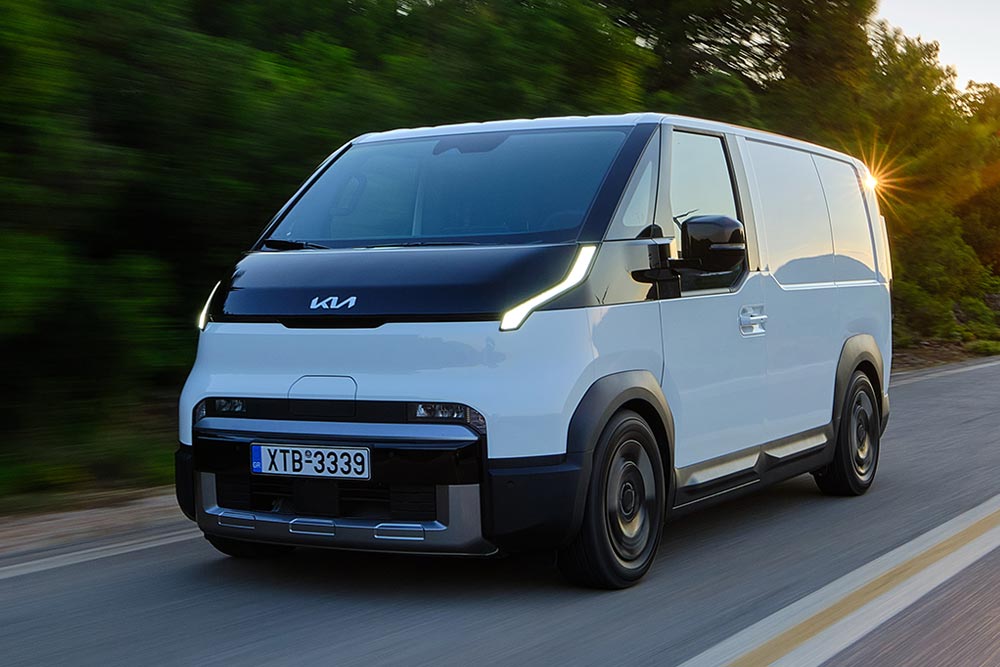 https://autogreeknews.gr/wp-content/uploads/2026/07/Kia-PV5-1.jpg