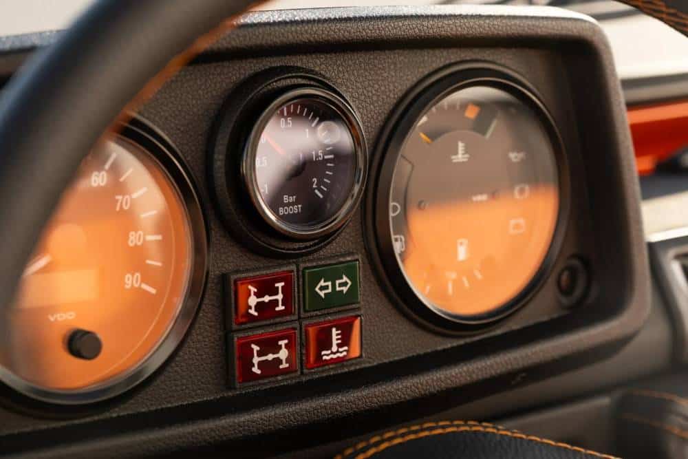 https://autogreeknews.gr/wp-content/uploads/2026/07/Mercedes-G-Wagen-Magma-Orange-12-2048x1365-1.jpg