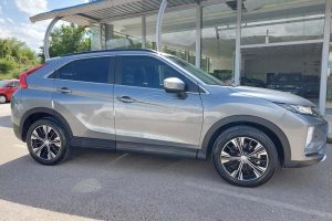 Mitsubishi Eclipse Cross 2020 (2)