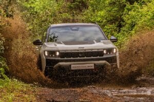 Οδηγούμε στη Γερμανία το νέο Jeep Compass 4xe 375 PS