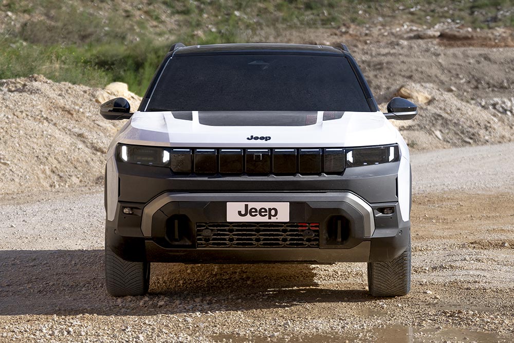 https://autogreeknews.gr/wp-content/uploads/2026/07/New-Jeep-Compass-4xe-4.jpg