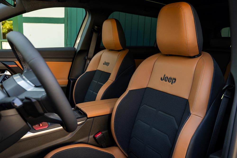 https://autogreeknews.gr/wp-content/uploads/2026/07/New-Jeep-Compass-4xe-9.jpg