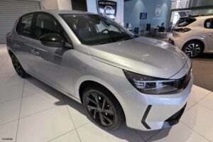 Opel Corsa 2025 used (1)