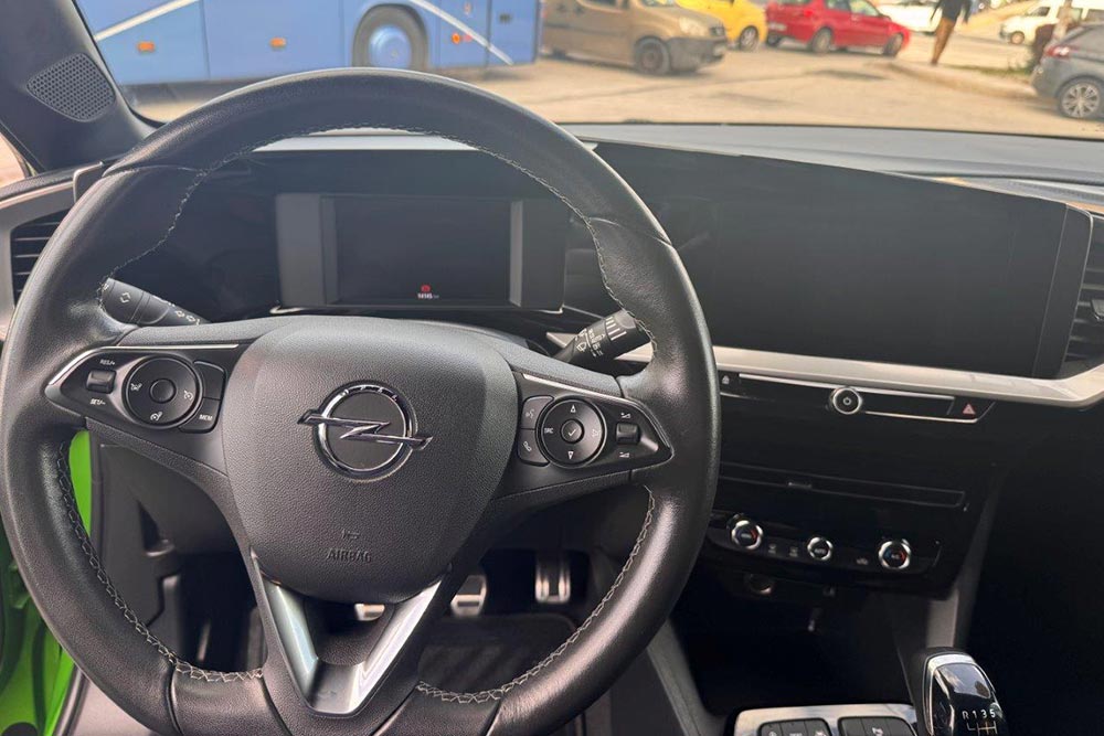 https://autogreeknews.gr/wp-content/uploads/2026/07/Opel-Mokka-2023-used-6.jpg