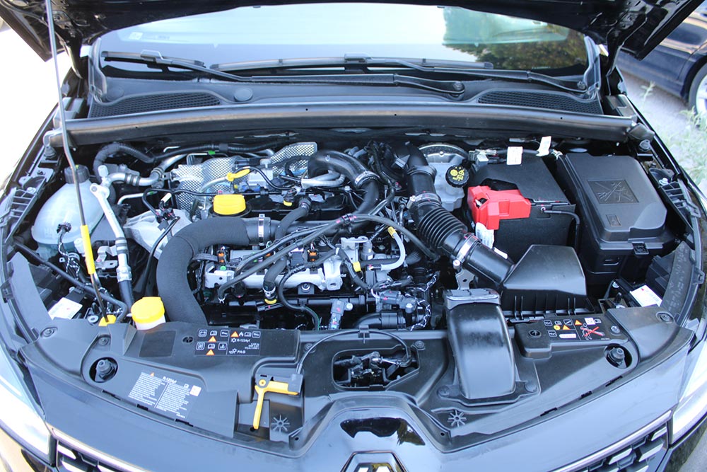 https://autogreeknews.gr/wp-content/uploads/2026/07/RENAULT-CLIO-XHY-7004-35.jpg