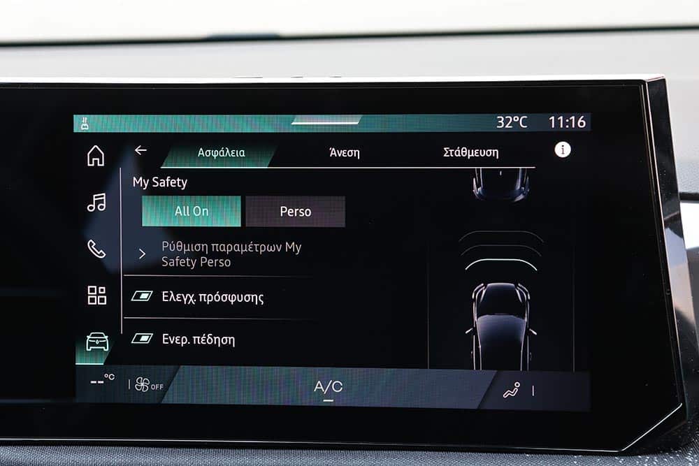 https://autogreeknews.gr/wp-content/uploads/2026/07/Renault-Clio-1.2-TCe-115-EDC-interior-10.jpg