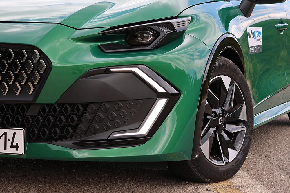 https://autogreeknews.gr/wp-content/uploads/2026/07/Renault-Clio-2026-5.jpg