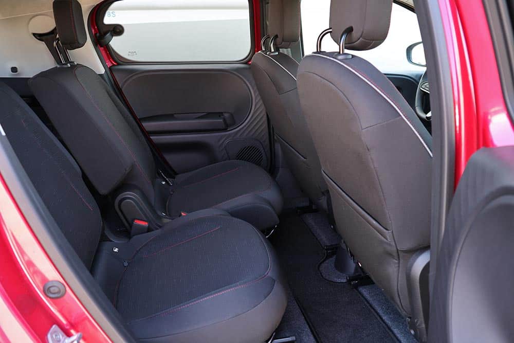 https://autogreeknews.gr/wp-content/uploads/2026/07/Renault-Twingo-E-Tech-50.jpg