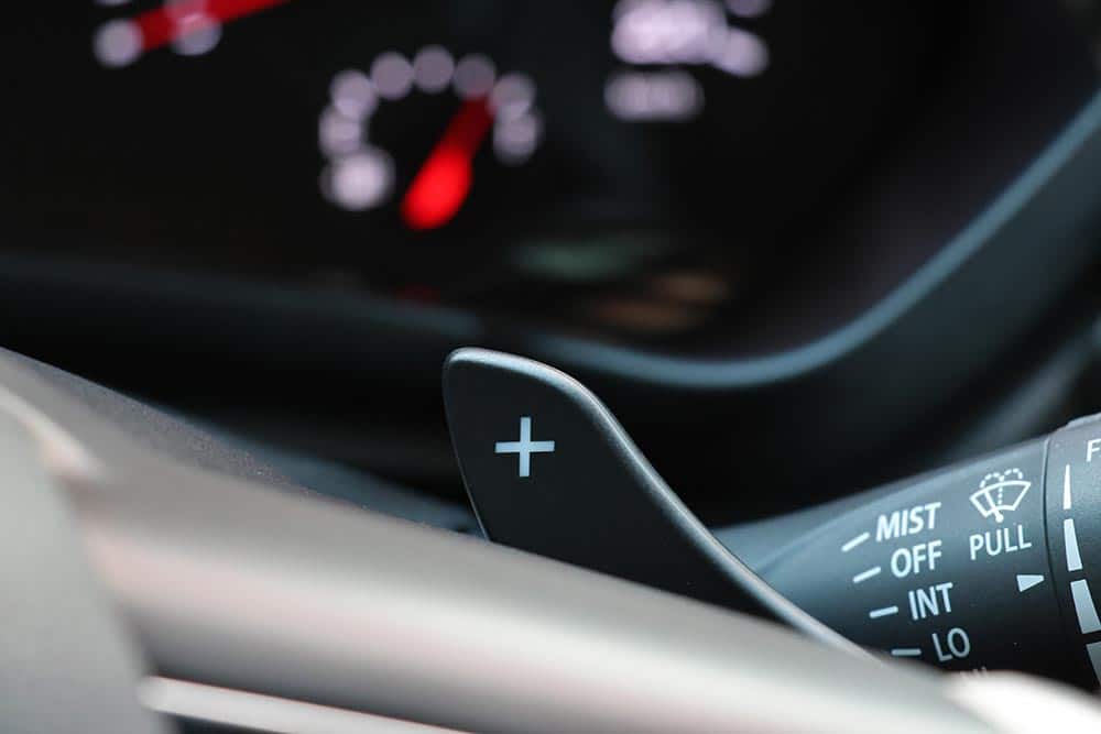 https://autogreeknews.gr/wp-content/uploads/2026/07/Suzuki-Swift-1.2-Hybrid-81-PS-CVT-interior-8.jpg