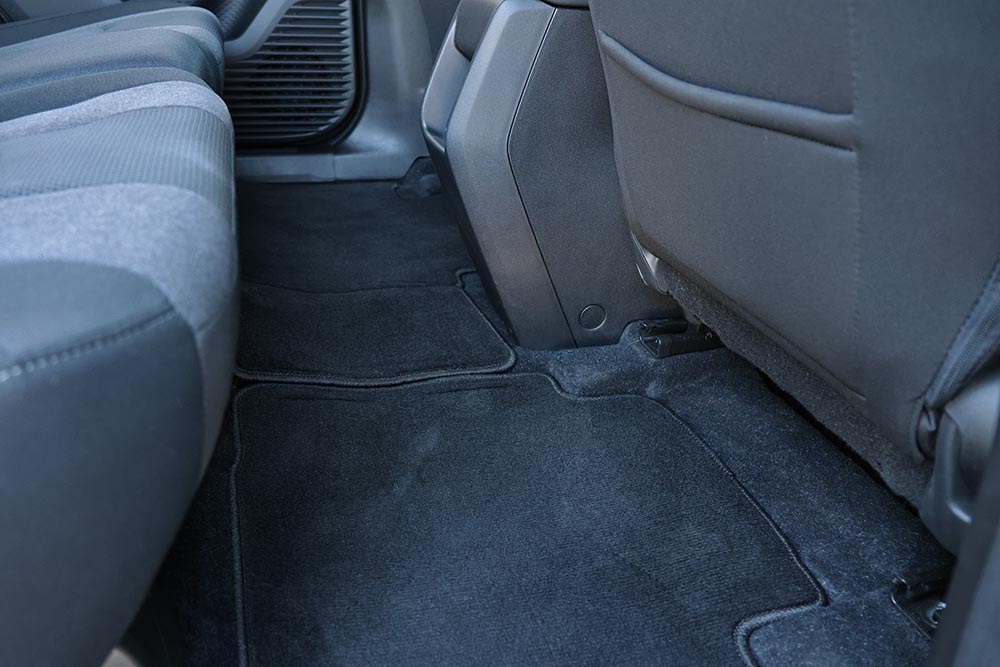https://autogreeknews.gr/wp-content/uploads/2026/07/Suzuki-e-Vitara-2WD-interior-16.jpg