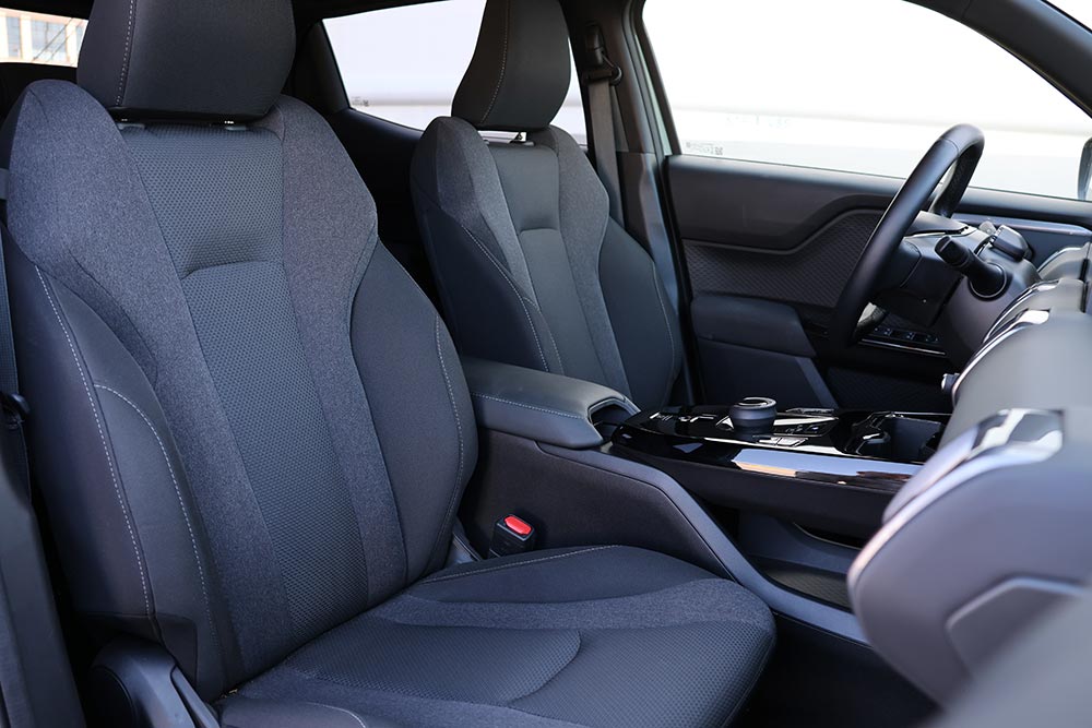 https://autogreeknews.gr/wp-content/uploads/2026/07/Suzuki-e-Vitara-2WD-interior-17.jpg