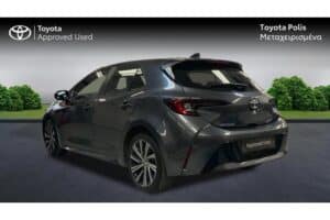 Toyota-Corolla-Hybrid-2025-2