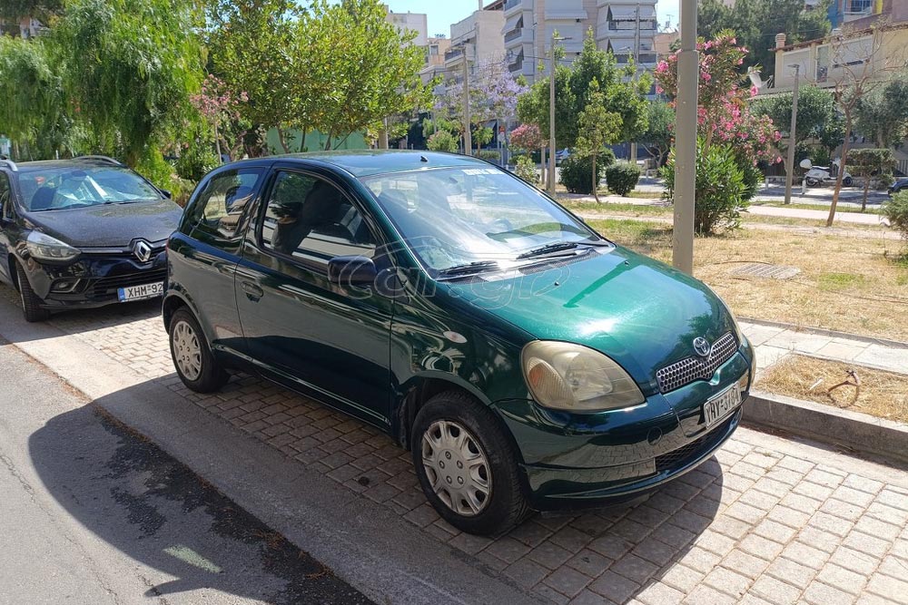 https://autogreeknews.gr/wp-content/uploads/2026/07/Toyota-Yaris-2000-used-2.jpg