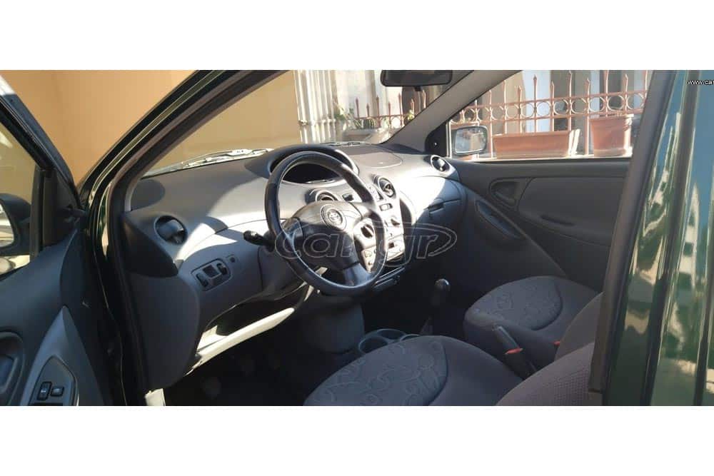https://autogreeknews.gr/wp-content/uploads/2026/07/Toyota-Yaris-2000-used-3.jpg
