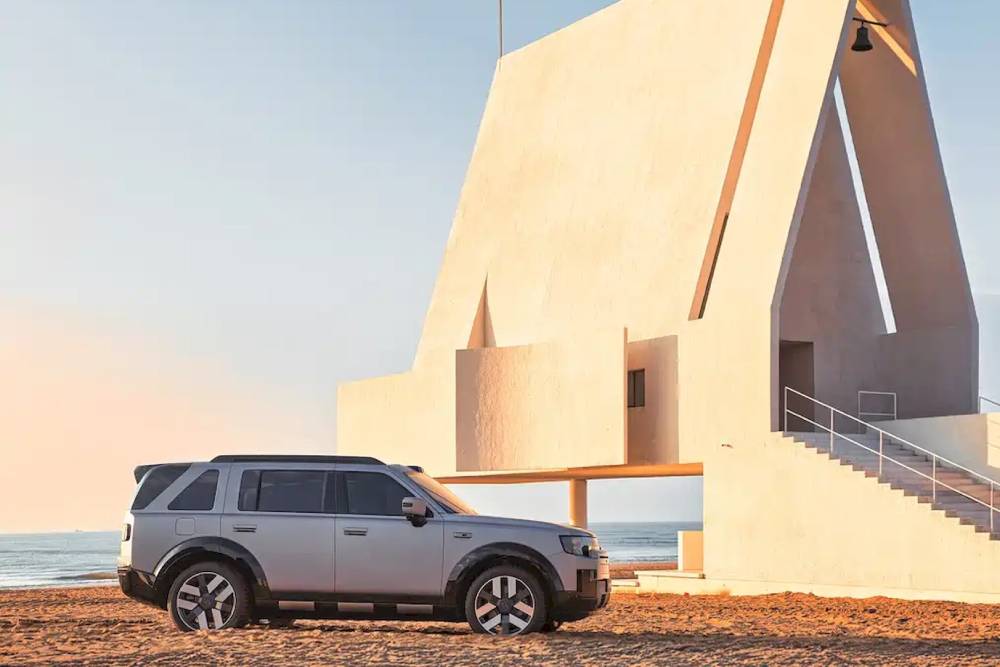 https://autogreeknews.gr/wp-content/uploads/2026/07/chery-jlr-s-freelander-8-panoramic-4.jpg