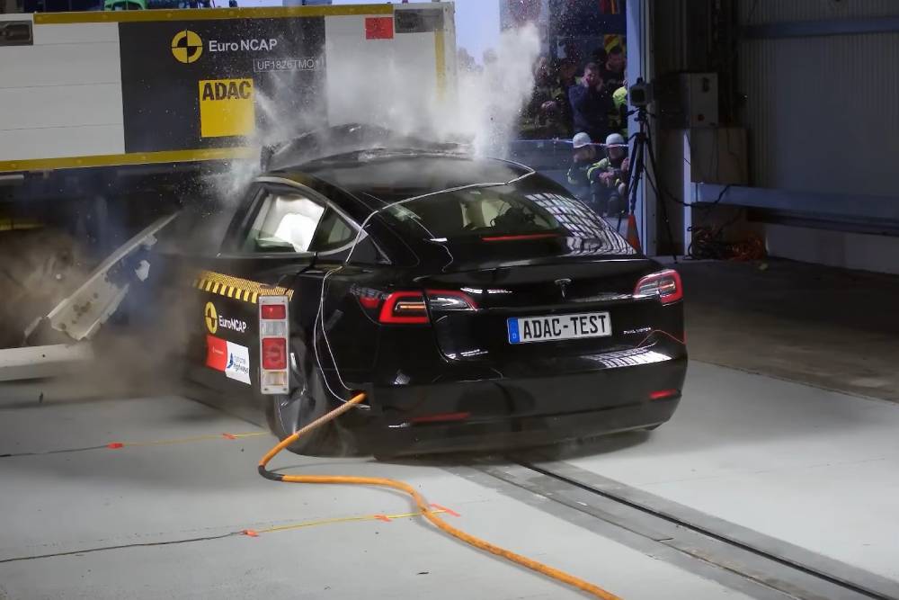 https://autogreeknews.gr/wp-content/uploads/2026/07/fatal-flaw-in-trailer-underrun-safety-costs-europe-5.jpg