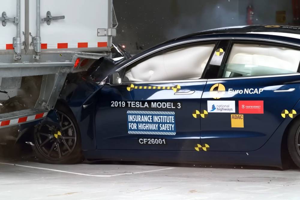 https://autogreeknews.gr/wp-content/uploads/2026/07/fatal-flaw-in-trailer-underrun-safety-costs-europe-6.jpg