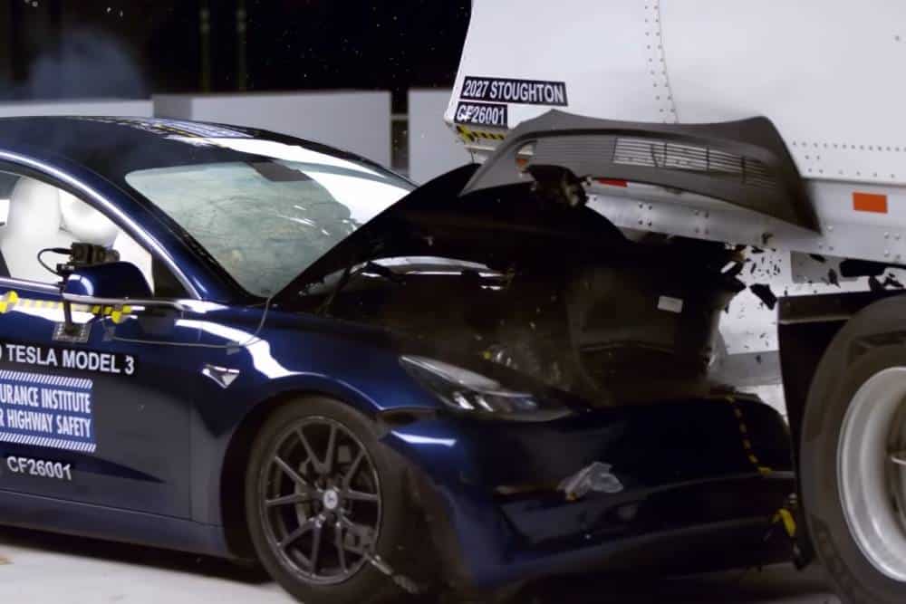 https://autogreeknews.gr/wp-content/uploads/2026/07/fatal-flaw-in-trailer-underrun-safety-costs-europe-7.jpg