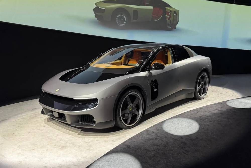 Απίστευτο κι όμως αληθινό: Sold out η ηλεκτρική Ferrari