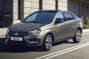 Νέο Lada Vesta με αυτόματο κλιματισμό και υπηρεσίες τηλεματικής