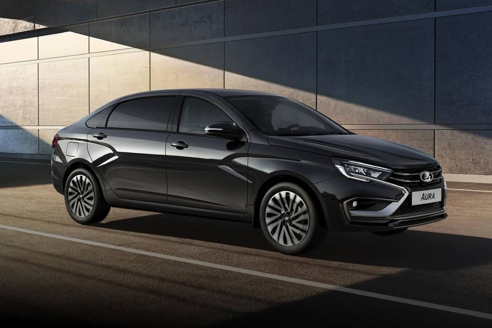 https://autogreeknews.gr/wp-content/uploads/2026/07/lada_aura37.jpg