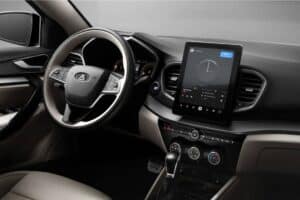lada_aura7