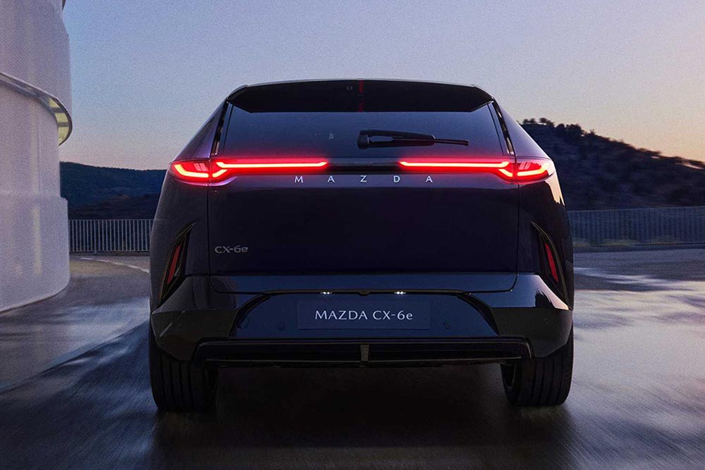 https://autogreeknews.gr/wp-content/uploads/2026/07/mazda_cx-6e-5.jpg