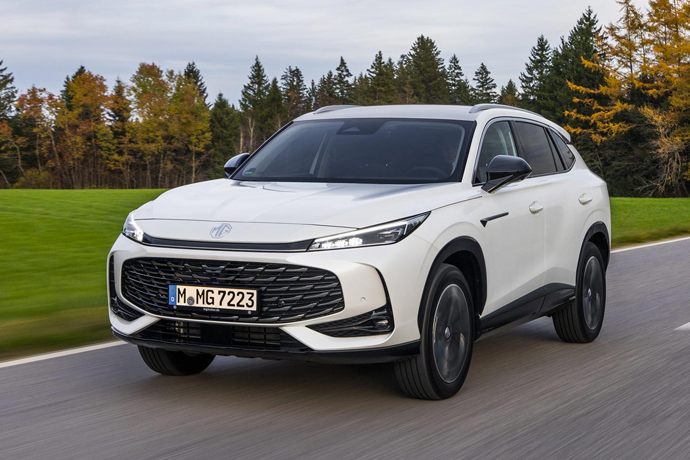 Ήρθε το νέο MG HS Hybrid+ σε τιμή για… παραγγελία