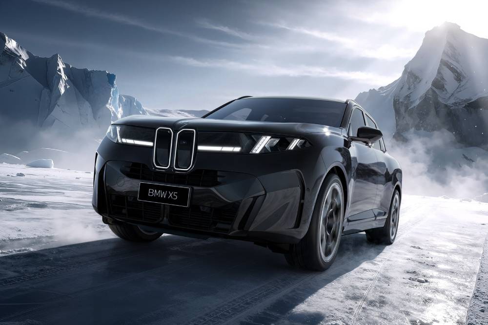 https://autogreeknews.gr/wp-content/uploads/2026/07/new-bw-x5-and-ix5-lwb-8.jpg