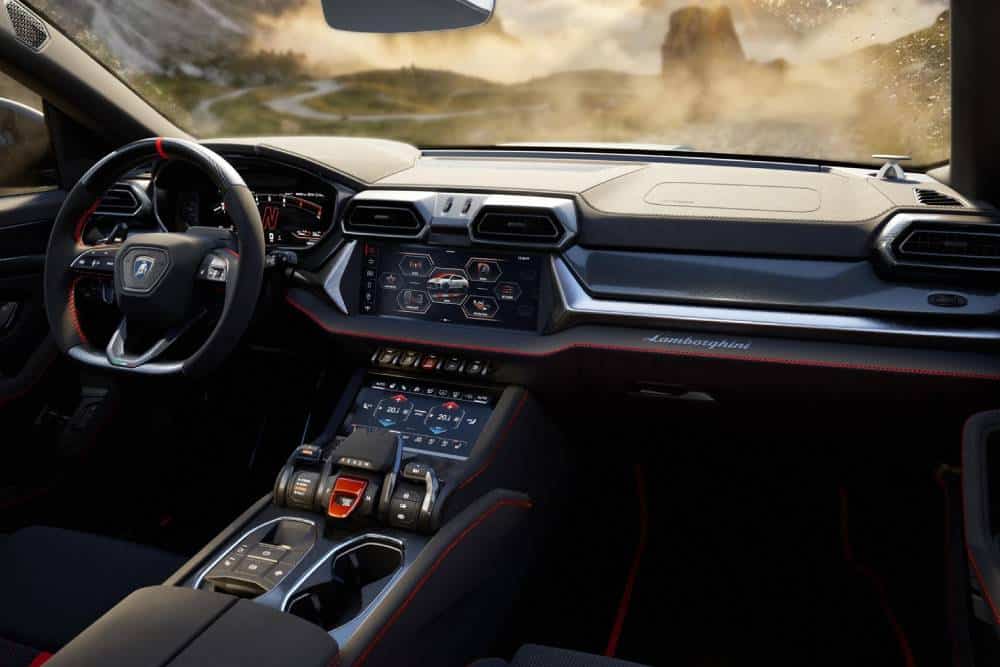 https://autogreeknews.gr/wp-content/uploads/2026/07/new-lamborghini-urus-performante-se-08.jpg